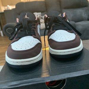 Jordan low mocha